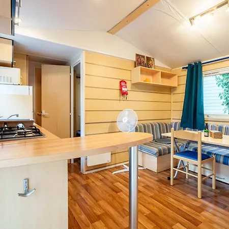 Lydia's Mobilhome Am Europa-park База отдыха Boofzheim